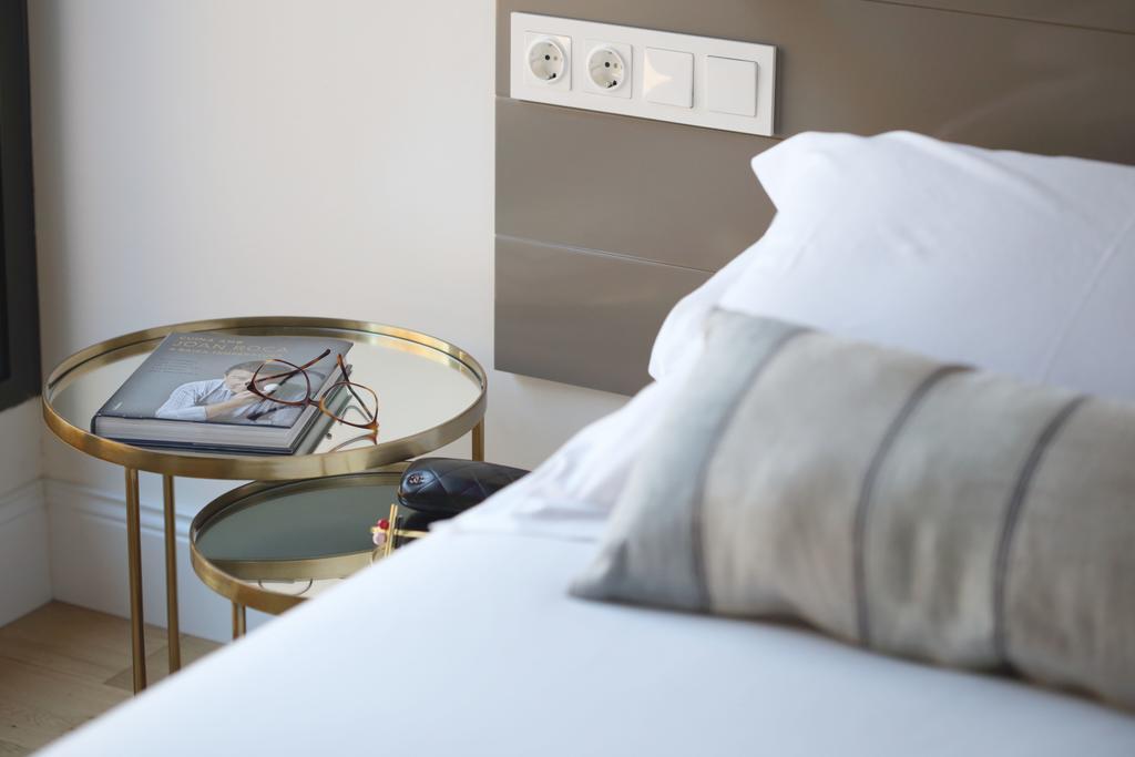 Apartaments Placa Del VI Жирона Экстерьер фото