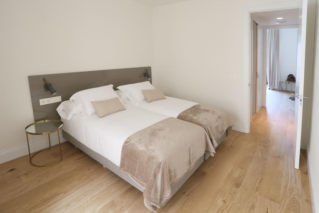 Apartaments Placa Del VI Жирона Экстерьер фото