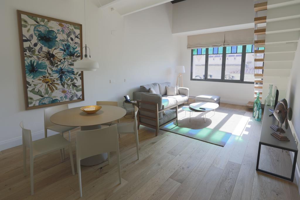 Apartaments Placa Del VI Жирона Экстерьер фото