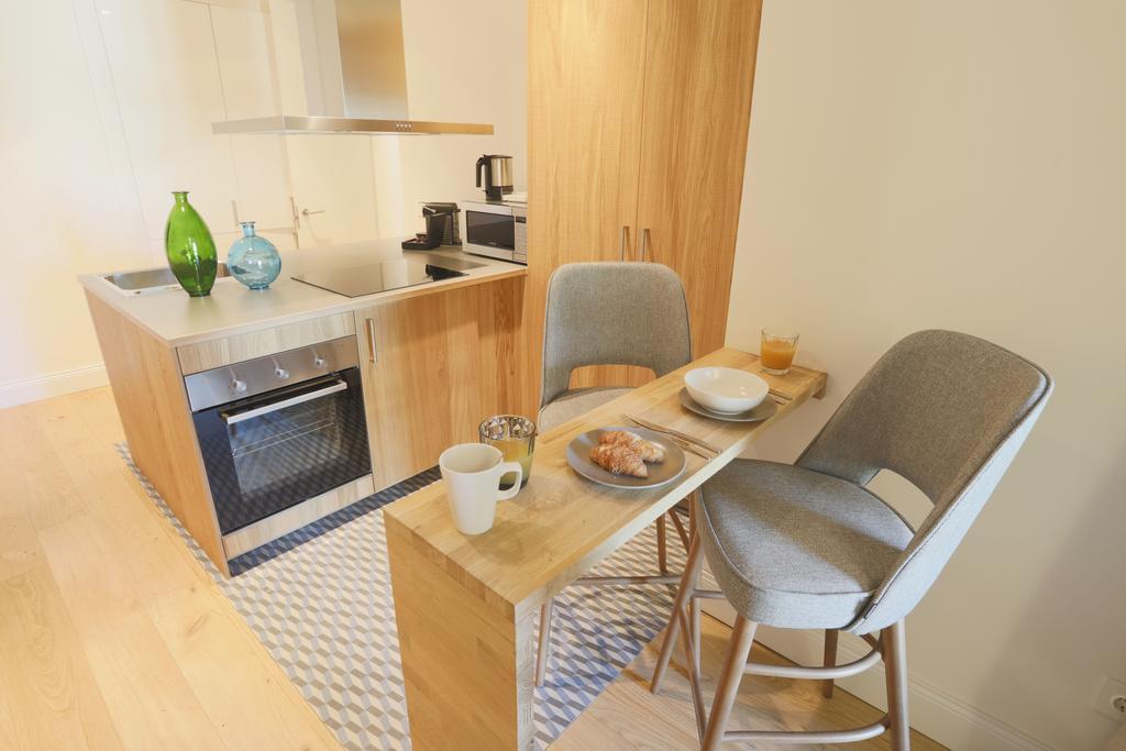 Apartaments Placa Del VI Жирона Экстерьер фото